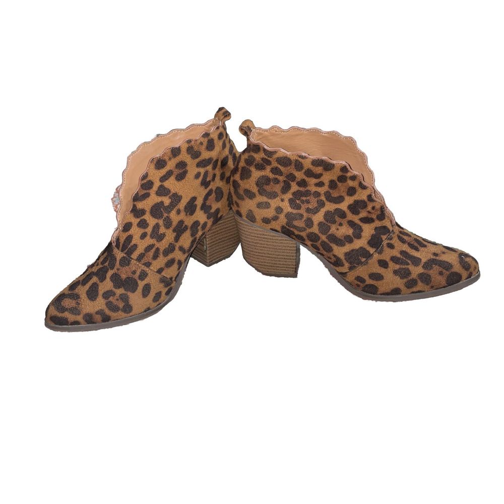Faux Suede Leopard Ankle Boots Chunky Heels Size 7.5 By Beast Fashion - Picture 2 of 5